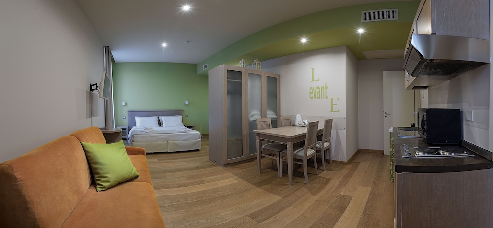 Standard Studio, City View (Levante)