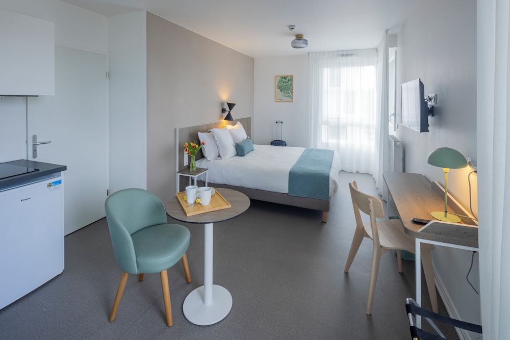 Standard studio, 1 double bed - Photo 1
