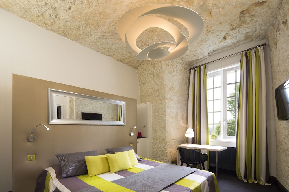 Standard Double or Twin Room photo 2