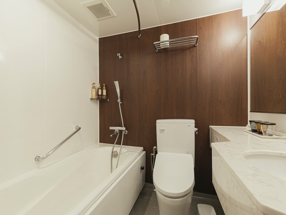 Triple Room, 3 Bedrooms, Non Smoking - Photo 2