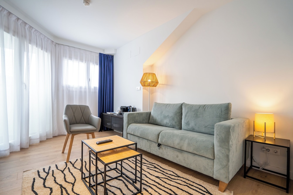 Estudio Ejecutivo, Terraza (2 Personas)