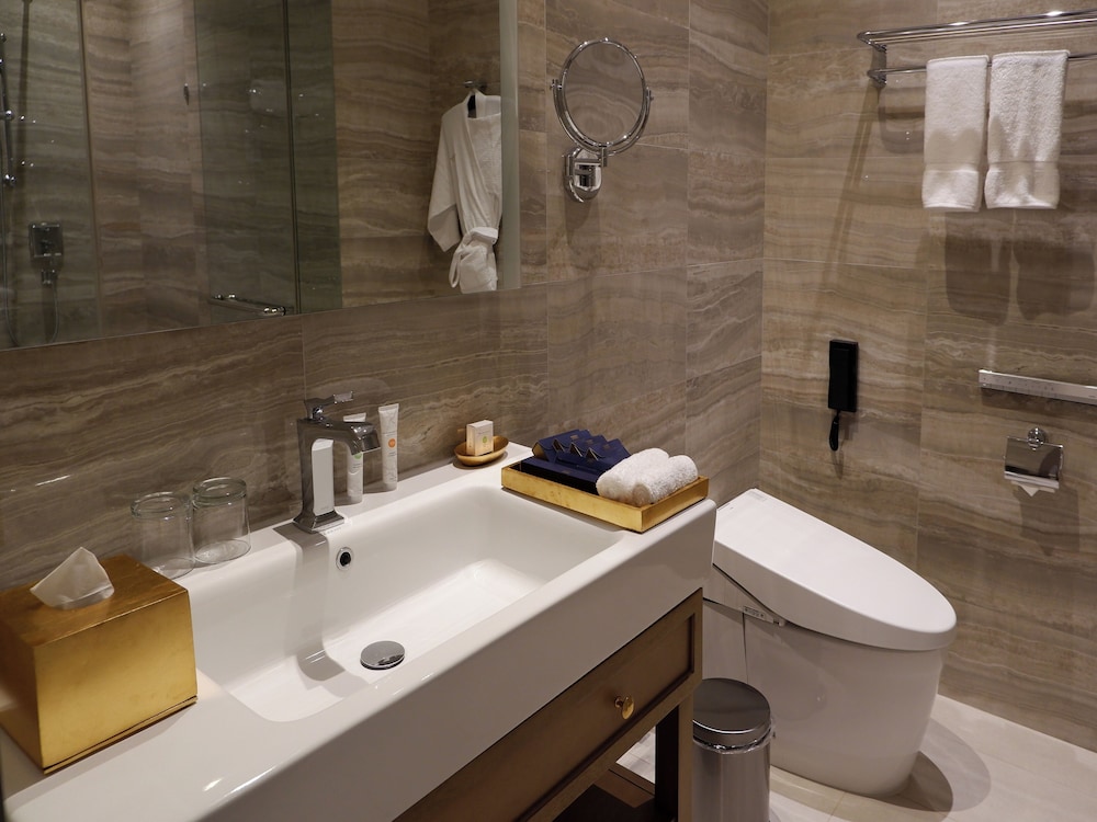 1-Bedroom Graaf Suite - Photo 7