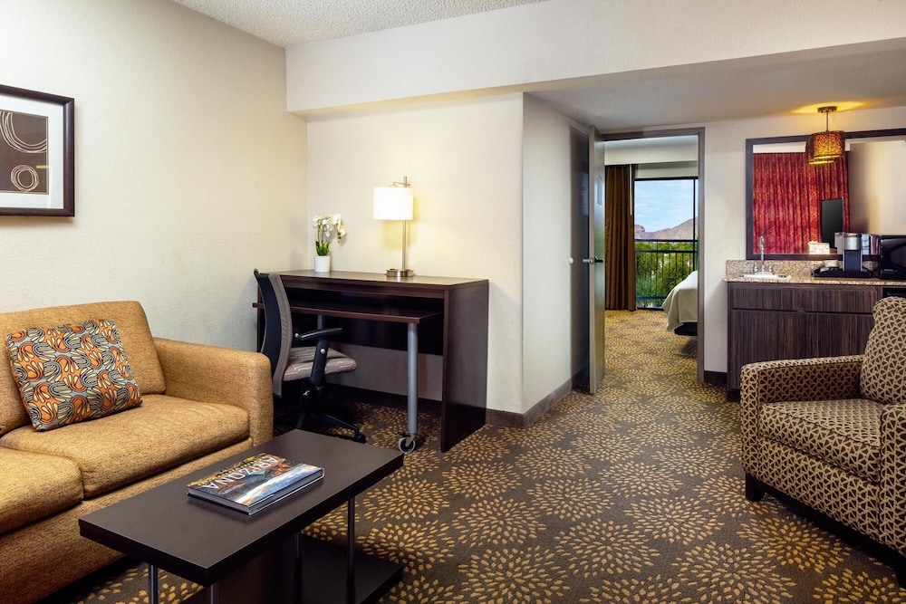 Suite, 1 Bedroom, Accessible Bathtub (Mobility) photo 3