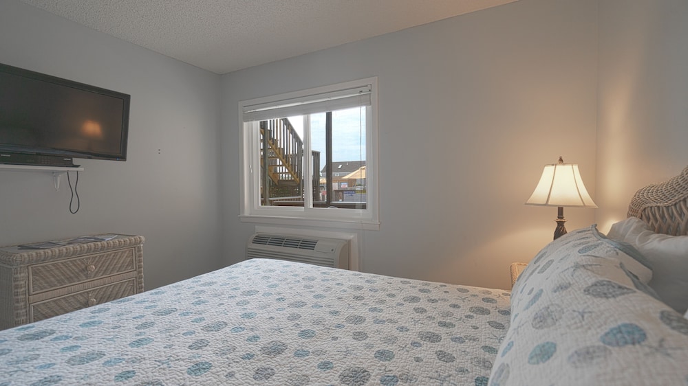 Apartment, 1 Bedroom, Pool View