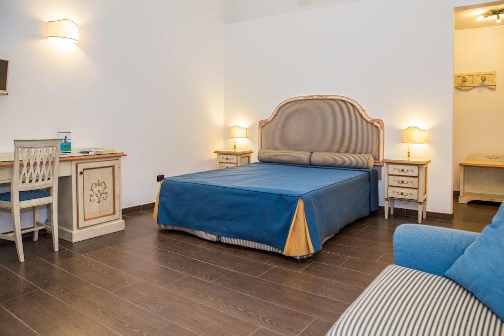 Deluxe Room photo 3