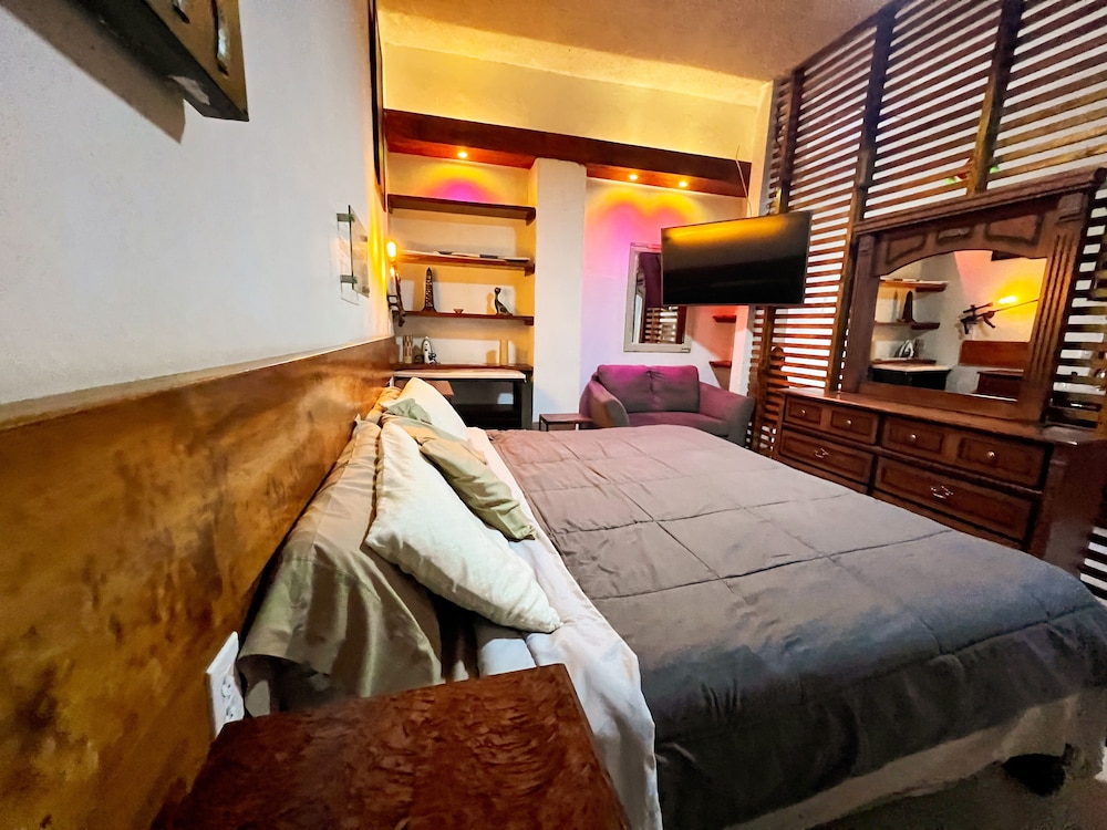 Executive Suite, 1 King Bed
