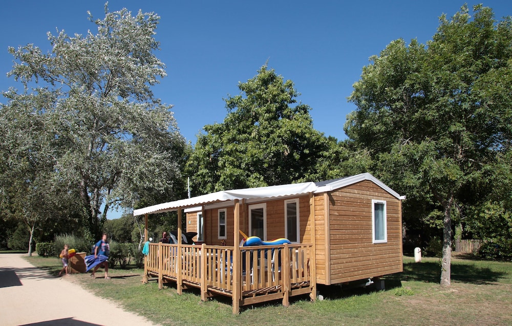 Mobile Home, 3 Bedrooms photo 1