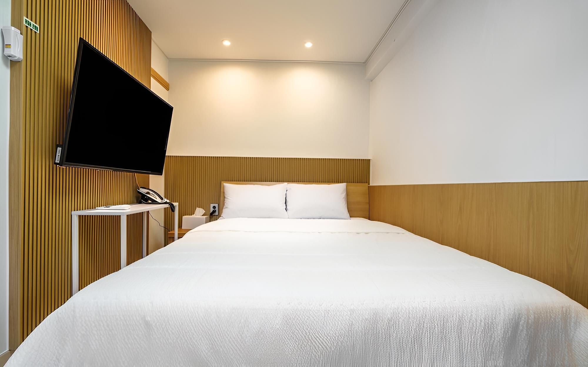 Room (Room 201) photo 2