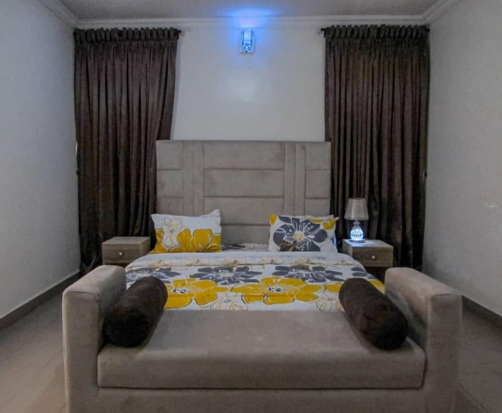 Premium Apartment