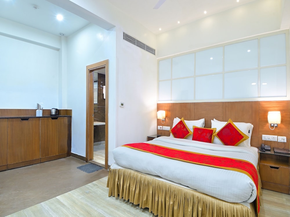 Executive Room - Photo 5