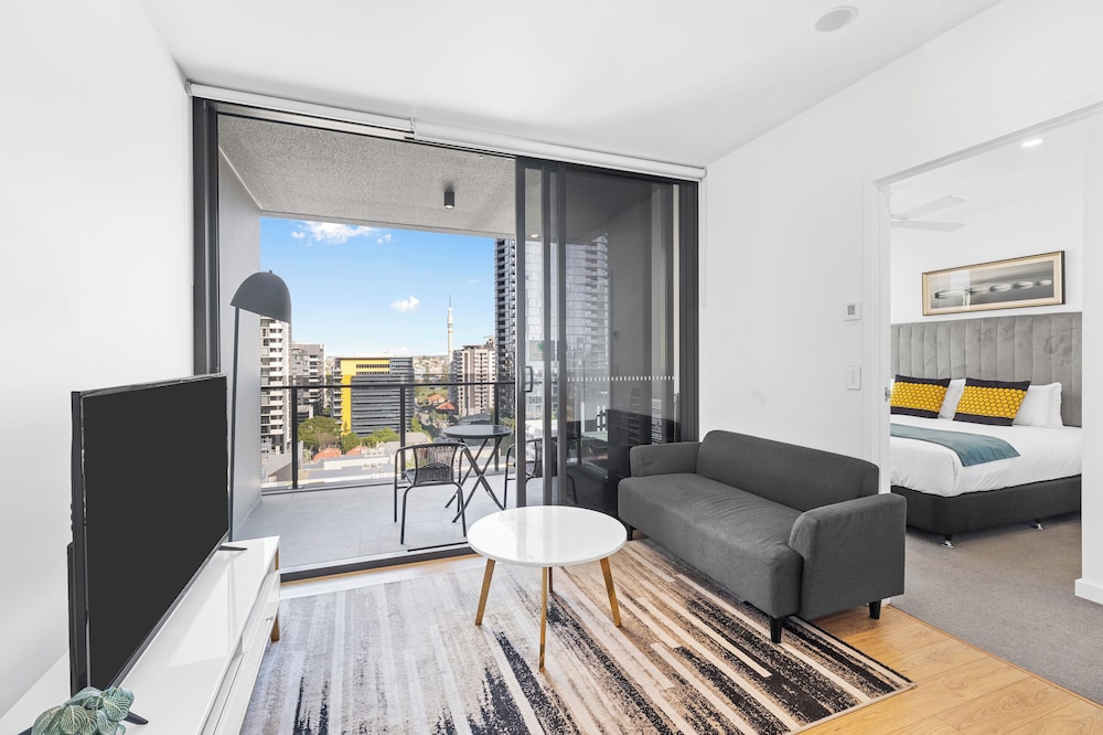 1 Bedroom Apartment - Photo 14