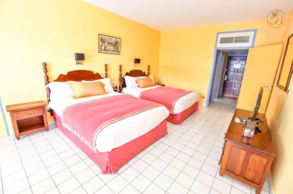 Twin Room Privilege, Sea View - Photo 7