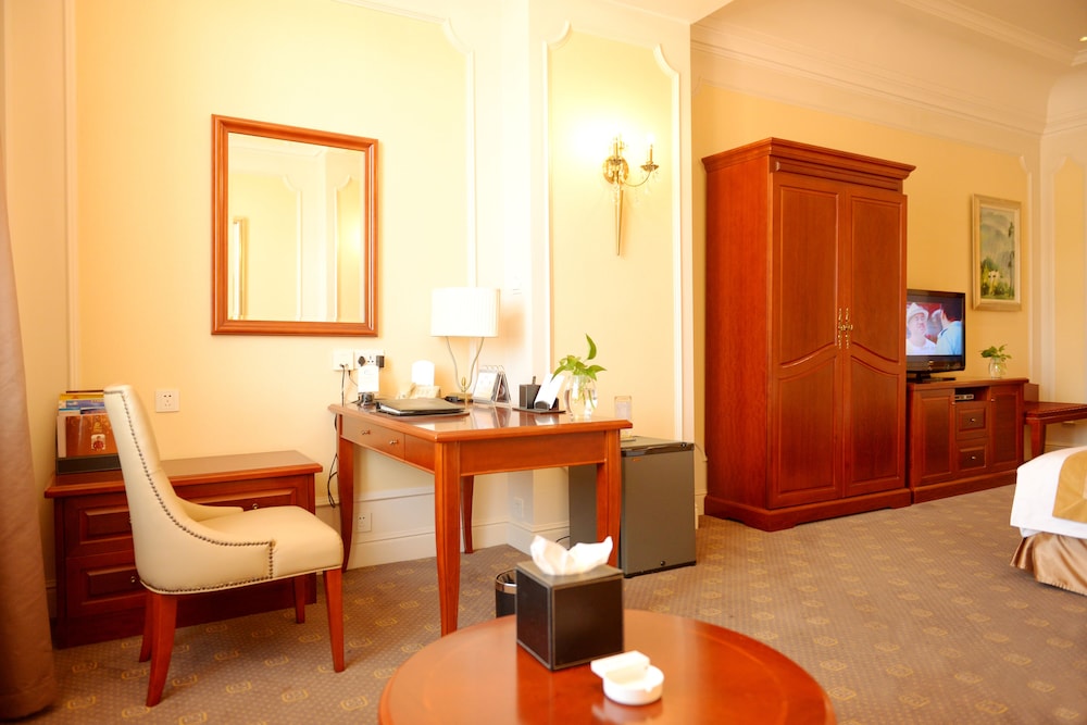 Deluxe Twin Room, Non Smoking photo 2