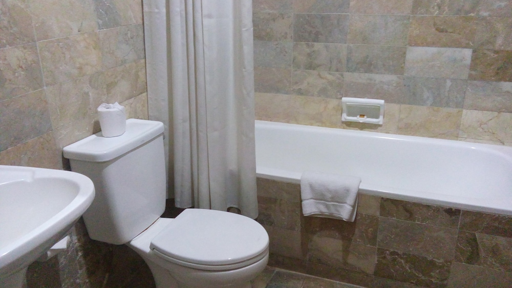 Standard Room - Photo 5