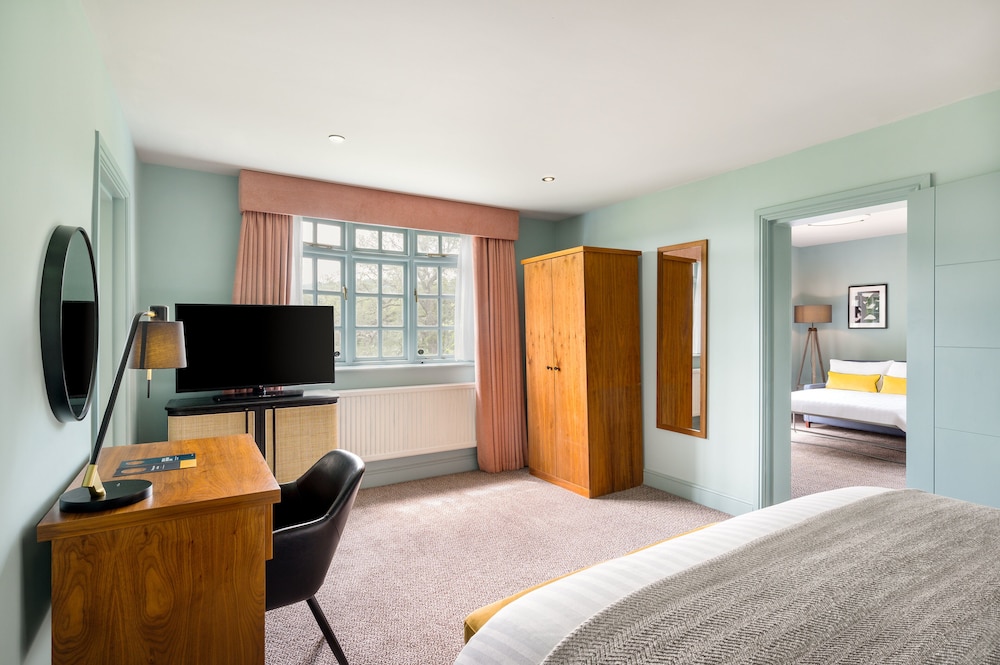 Suite, 1 Bedroom photo 2