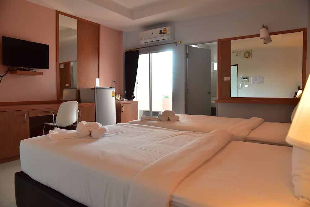 Standard Twin Room photo 3