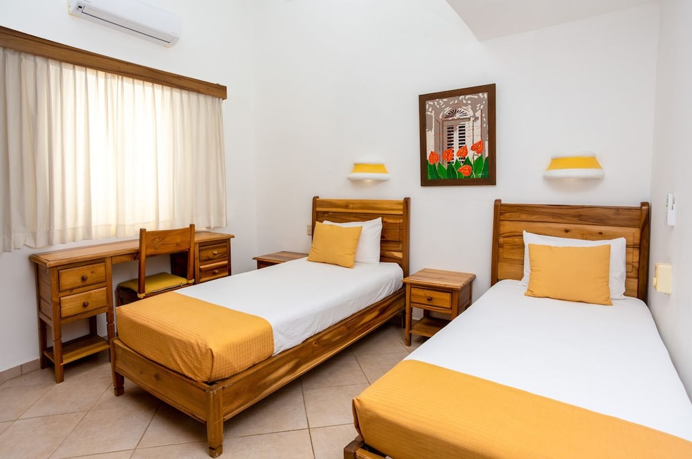 Apartment, 3 Bedrooms, Sea View