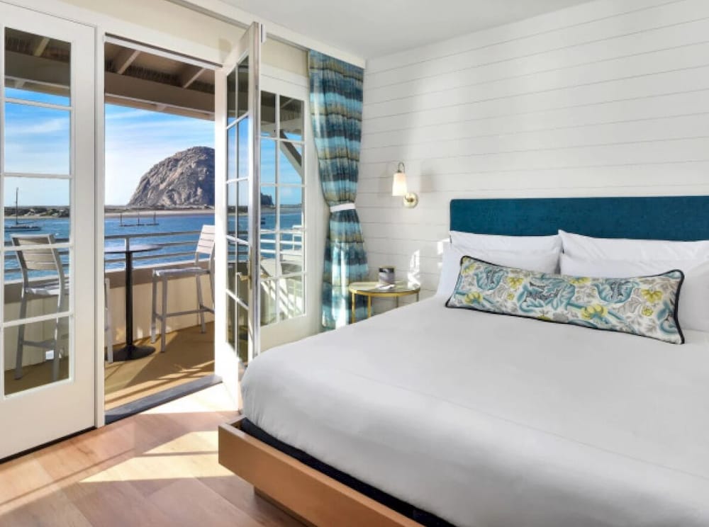 Panoramic Suite, Private Bathroom (CALIFORNIA KING - Bay View) photo 2