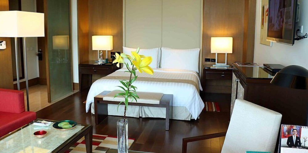Premier Room - Photo 5