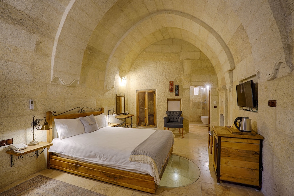 Junior Double Room, 1 Queen Bed, Courtyard View photo 1