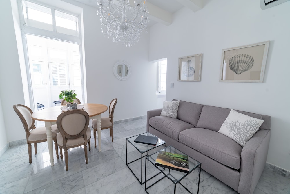 Standard Apartment, Ensuite (Carmelita) - Photo 29