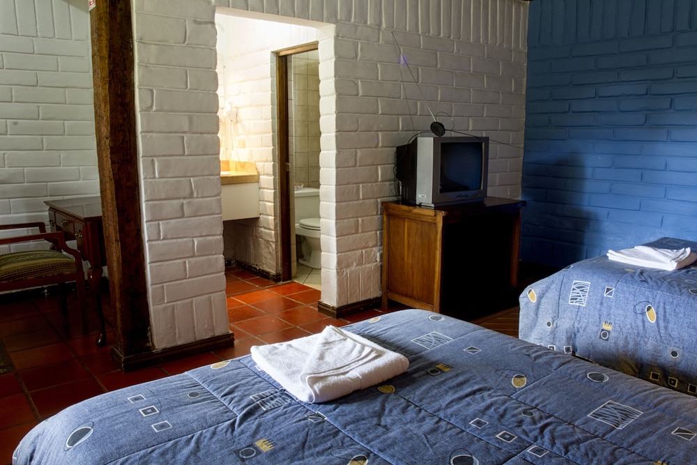Standard Twin Room photo 3