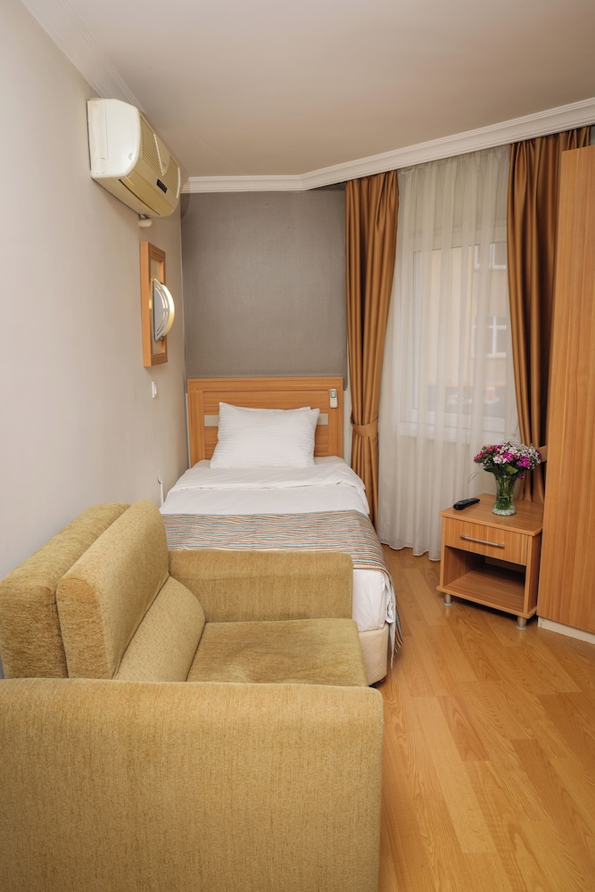 Standard Single Room, 1 Bedroom photo 2