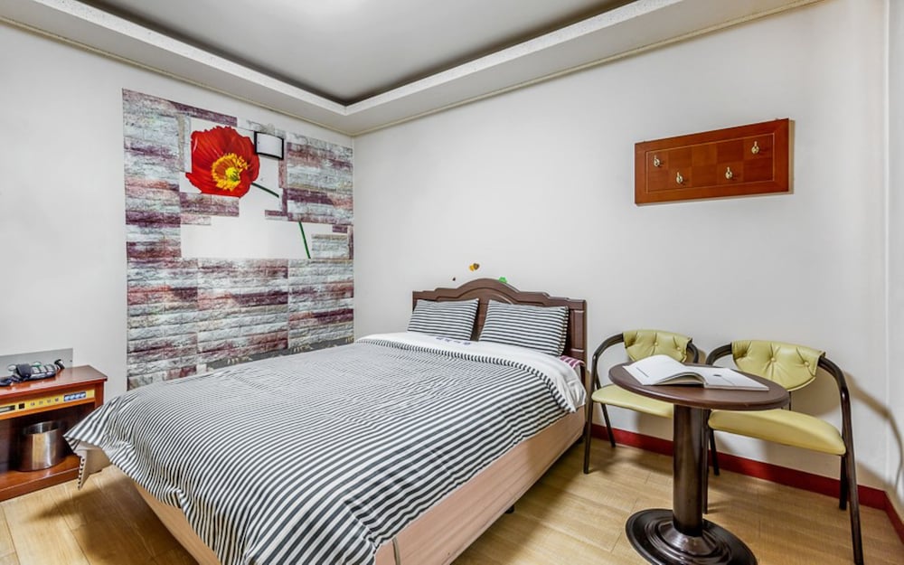 Standard Room - Photo 4