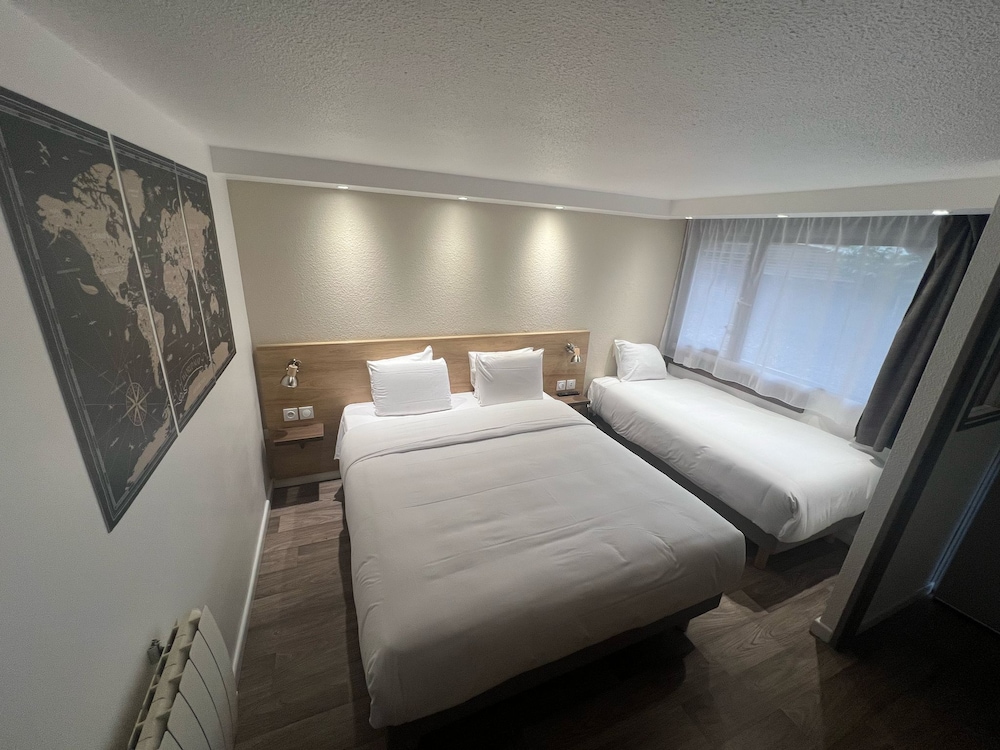 Room, Multiple Beds - Photo 1