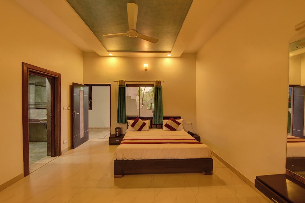 Deluxe non AC KANAK Room - Photo 9
