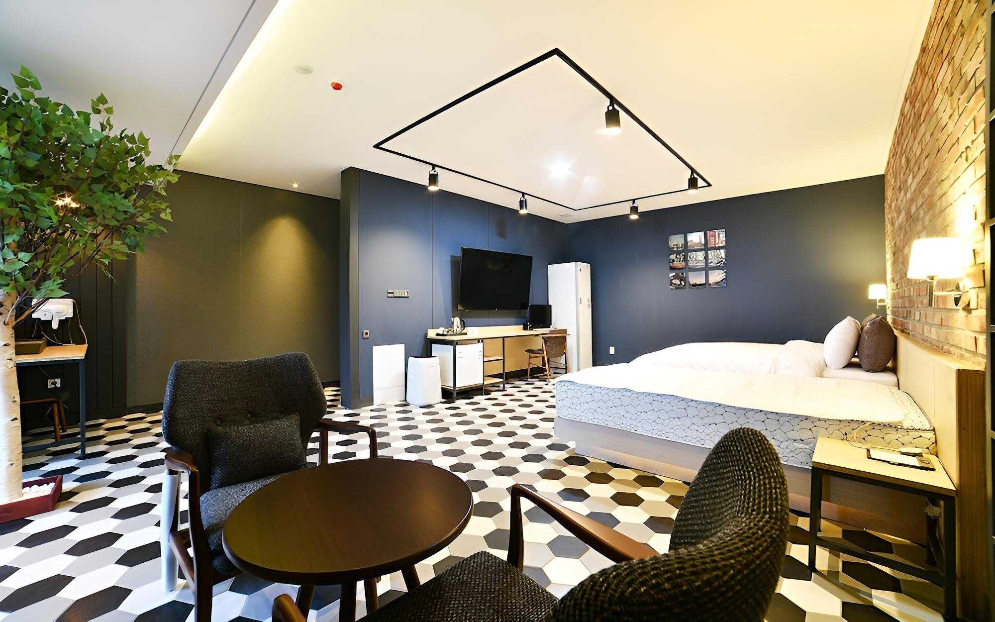 Room (VIP Twin (Bathtub Random Assignment S) - Photo 21