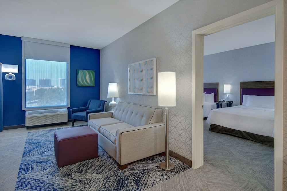 Suite, 2 Queen Beds, Non Smoking