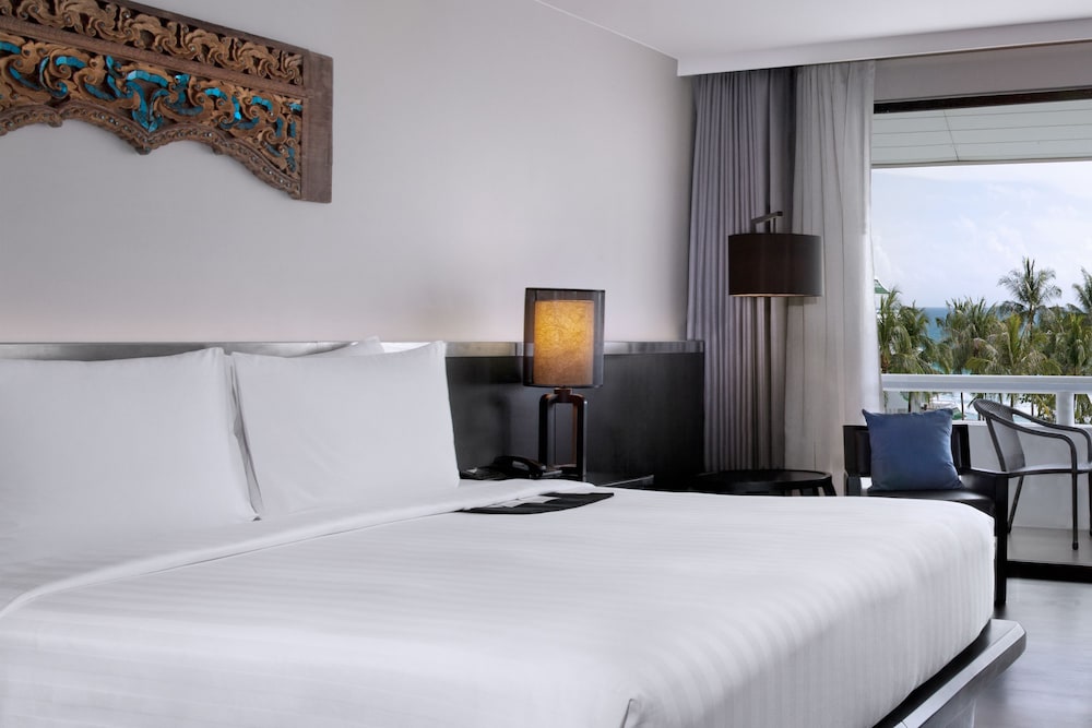Room, 1 King Bed, Ocean View - Photo 2