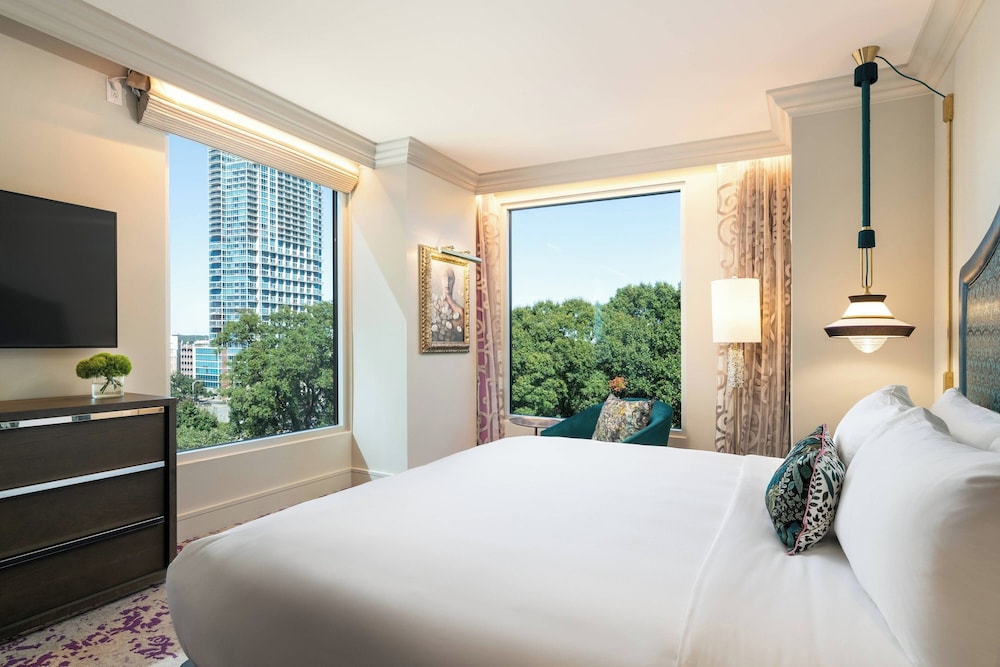 Suite, 1 Bedroom, Corner photo 2