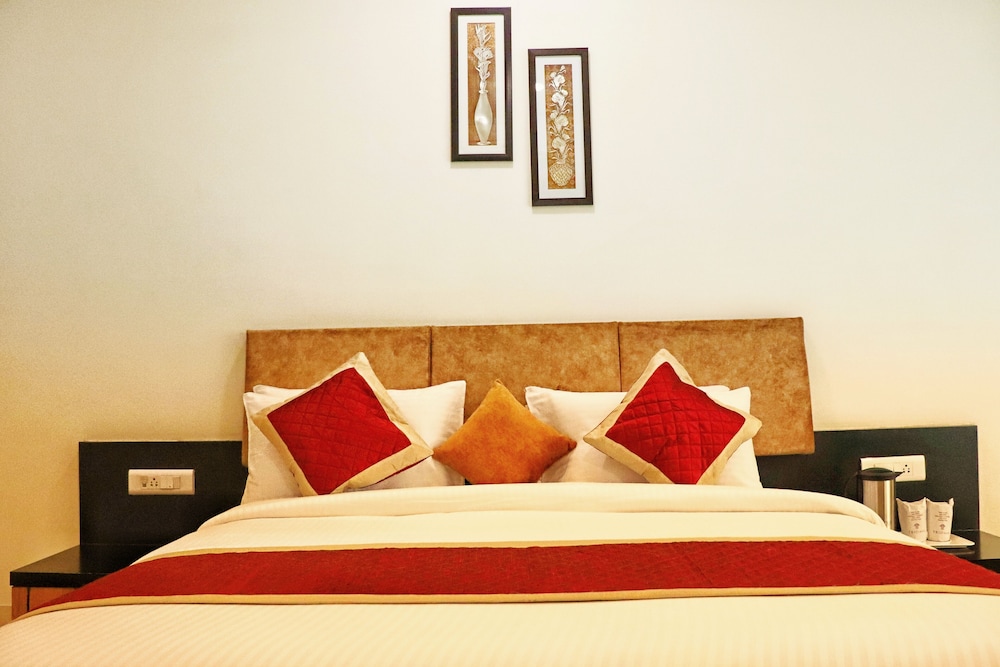 Mansion Room - Photo 3