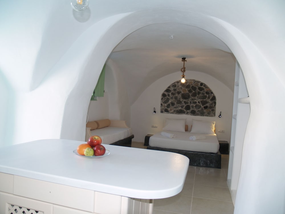 Triple Room - Photo 2