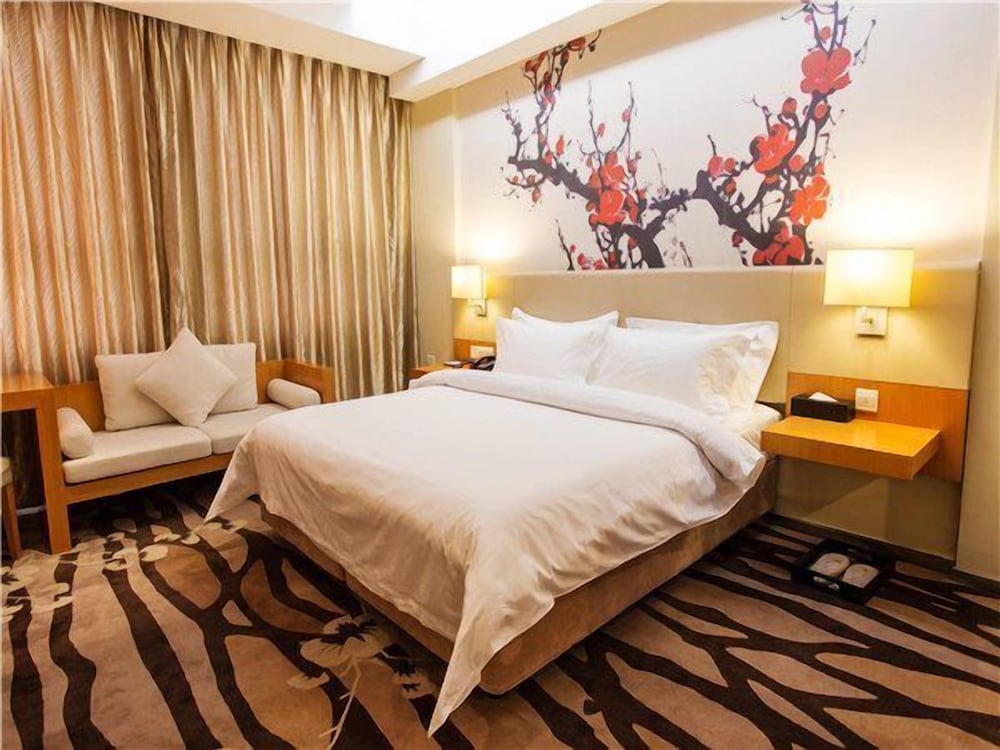 Twin Room (Extreme Sassy) photo 3