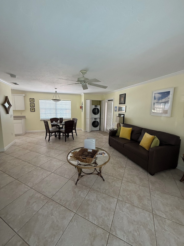 Exclusive Apartment photo 3