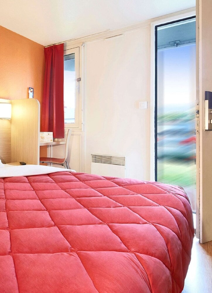 Standard Room, 1 Double Bed - Photo 4