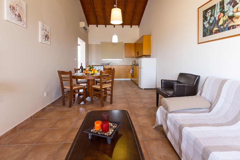 Apartment, 1 Bedroom, Sea View photo 3