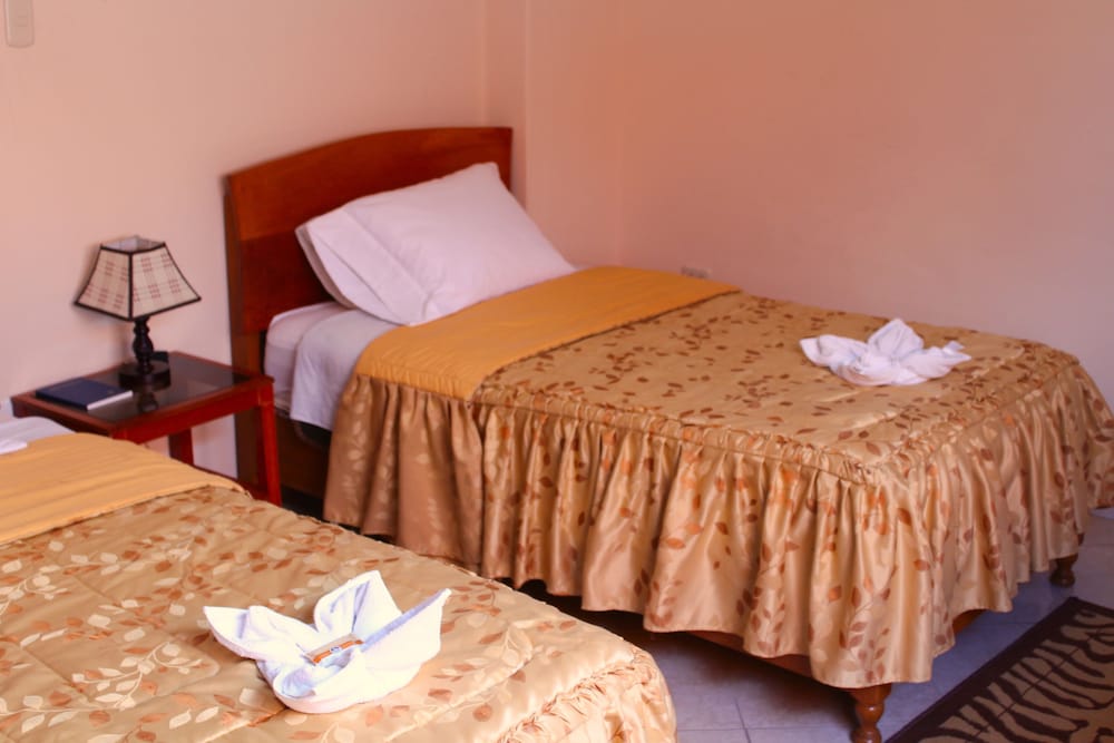 Standard Twin Room photo 2