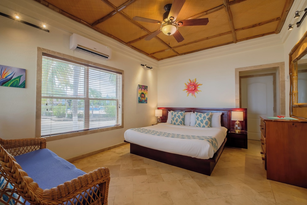 Villa, 1 Bedroom, Beachfront photo 1