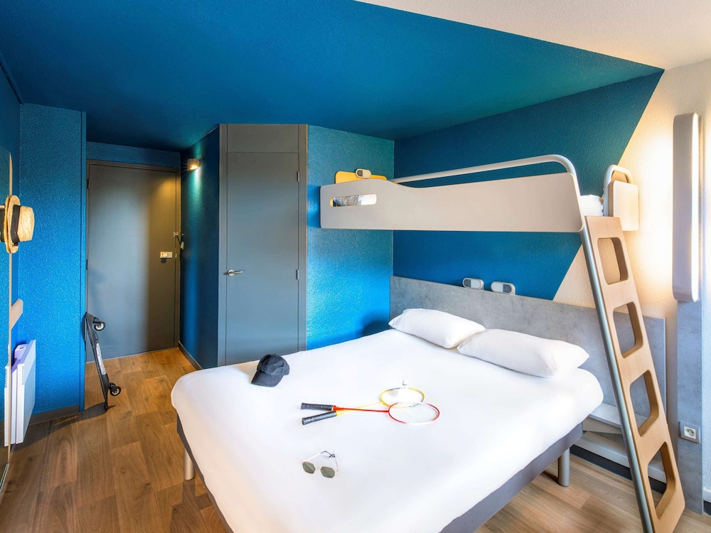 Triple Room, Multiple Beds