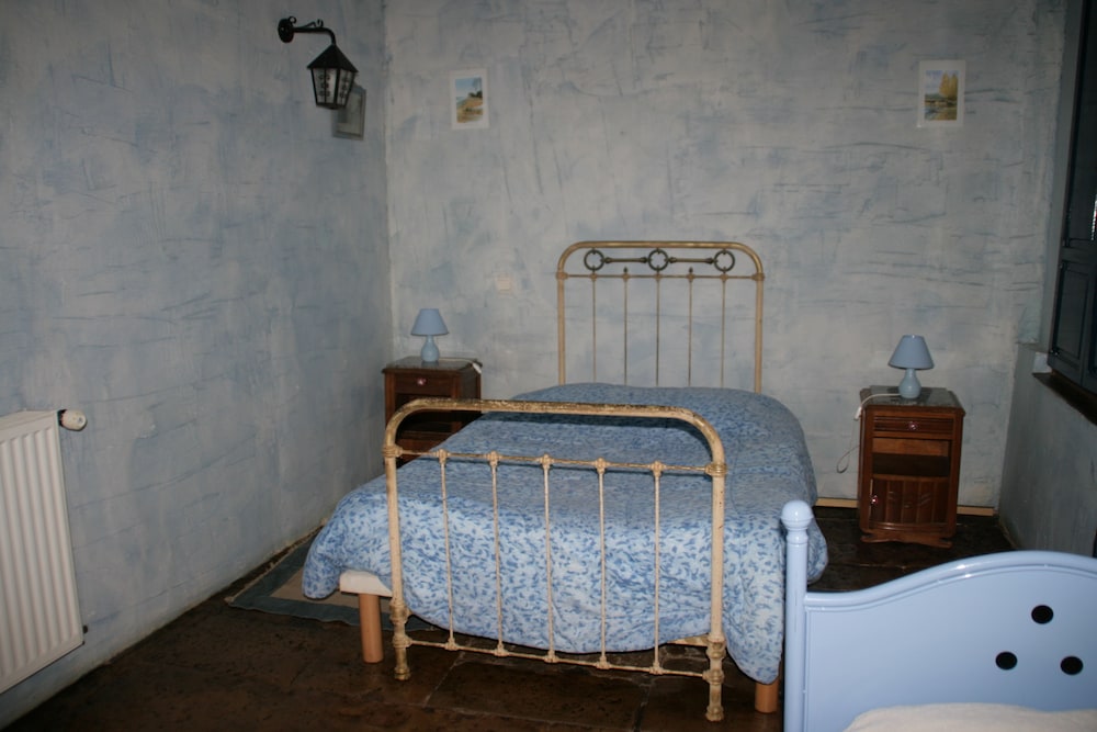 Standard Room photo 2
