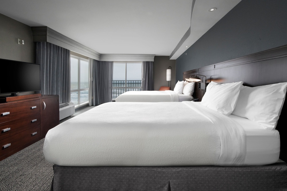 Suite, 2 Queen Beds, Ocean View photo 3