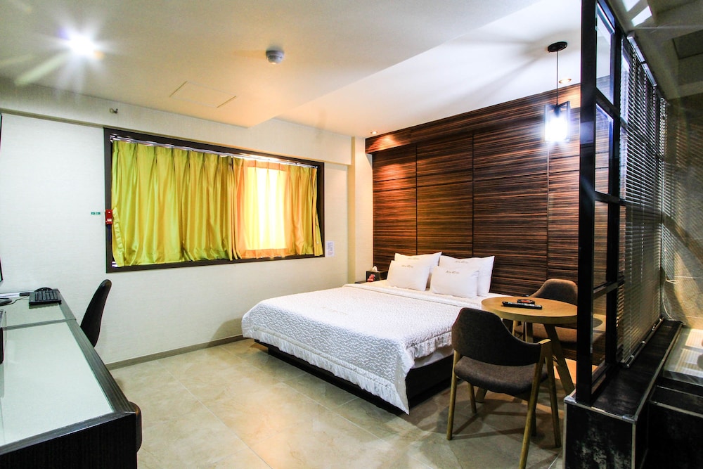 Premium Double Room