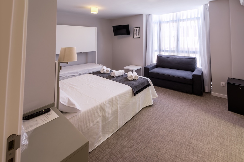 Suite Familiar Premium (2 adultos y 2 niños)