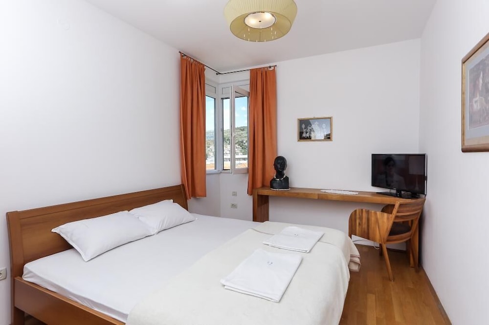 Apartment (Apartment Alma - Two Bedroom Apartmen)