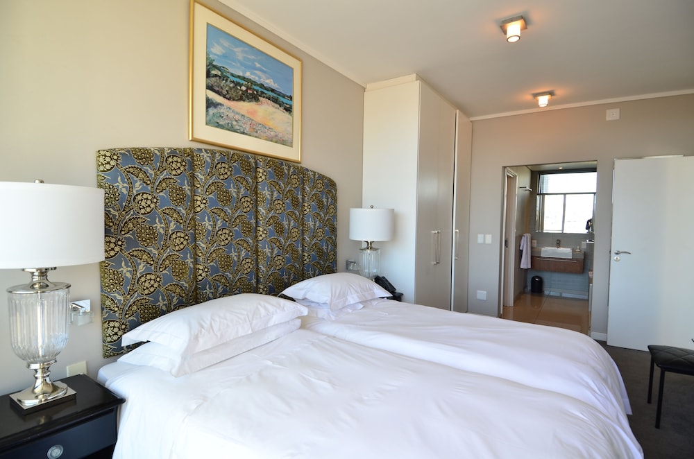 Deluxe Apartment, Canal View