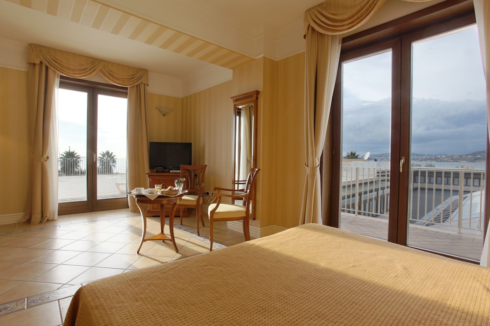 Superior Double Room - Photo 4
